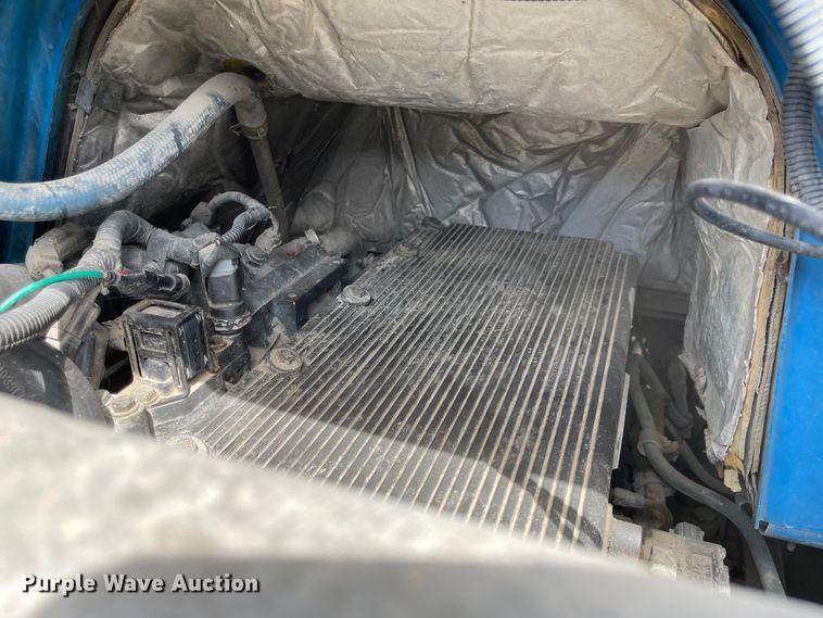 image for item FV9453 2005 International 7600  dump truck