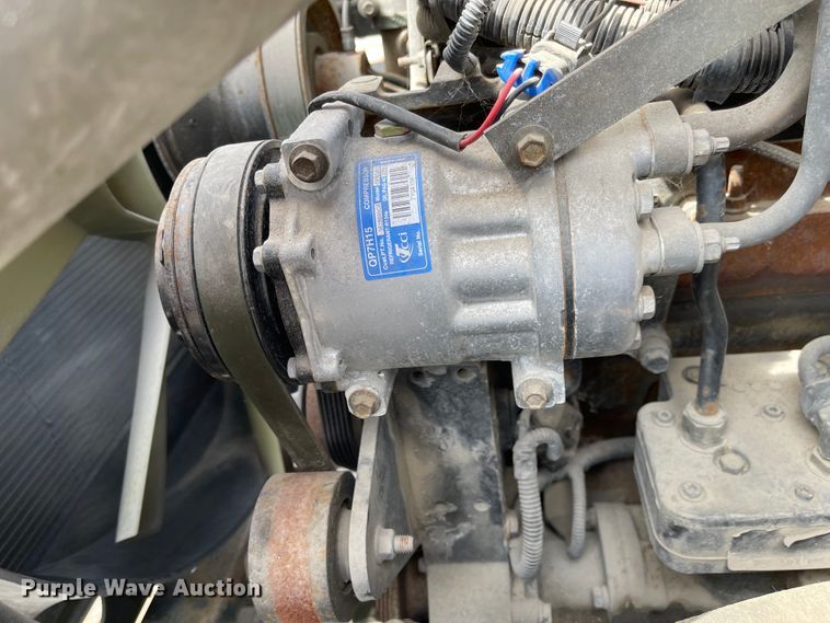 image for item FV9453 2005 International 7600  dump truck