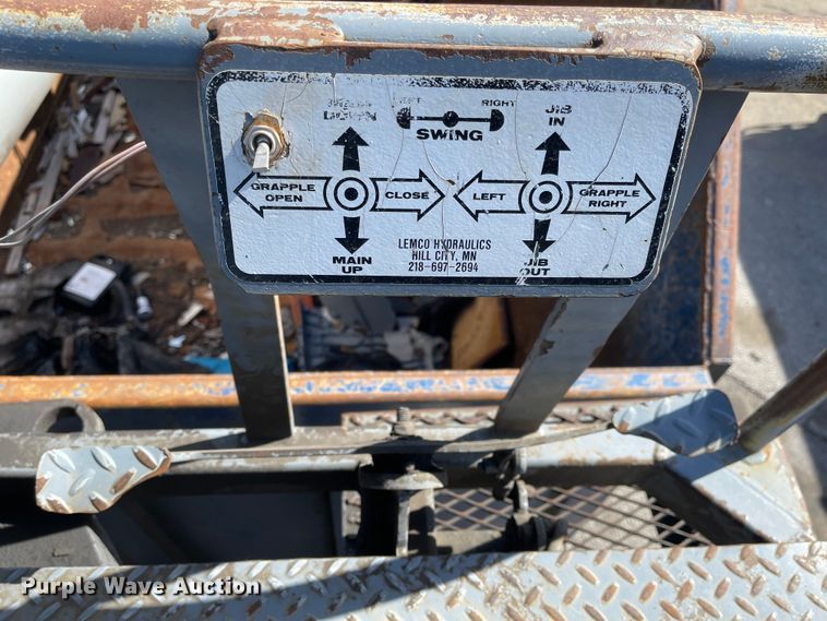 image for item FV9456 2010 International 7600  crane truck