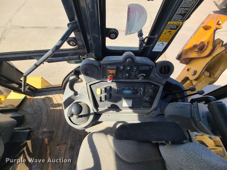 image for item FV9461 2011 John Deere 410J  backhoe