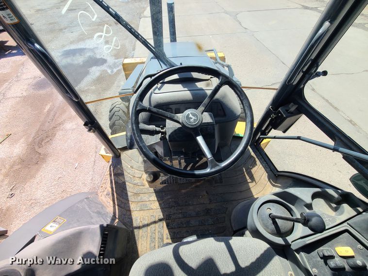 image for item FV9461 2011 John Deere 410J  backhoe