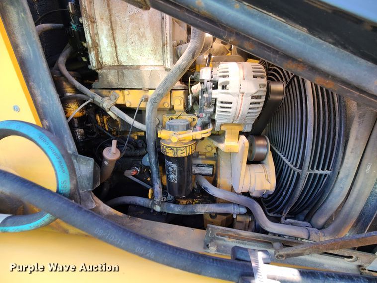 image for item FV9461 2011 John Deere 410J  backhoe