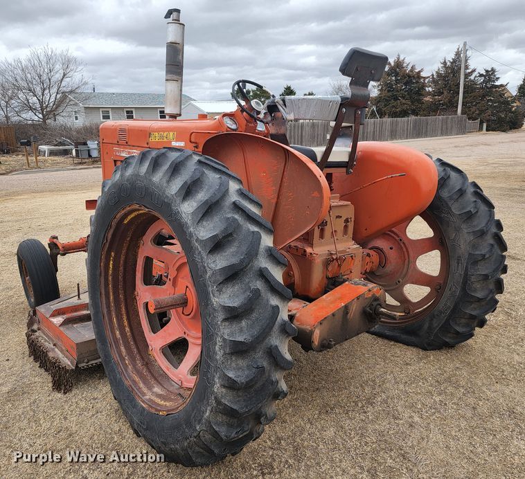 image for item GL9035 1970 International Farmall F 544  tractor