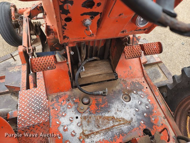 image for item GL9035 1970 International Farmall F 544  tractor