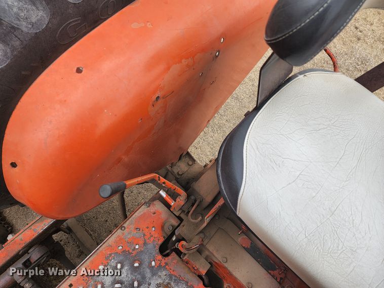 image for item GL9035 1970 International Farmall F 544  tractor