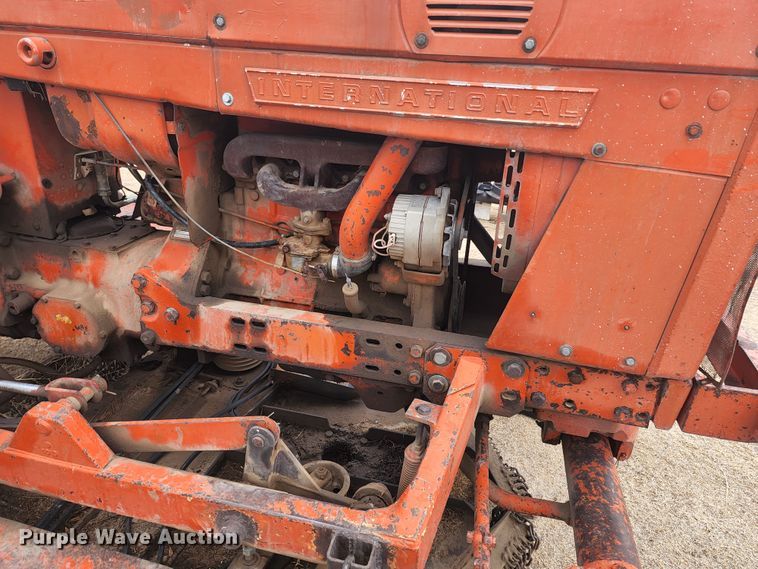 image for item GL9035 1970 International Farmall F 544  tractor