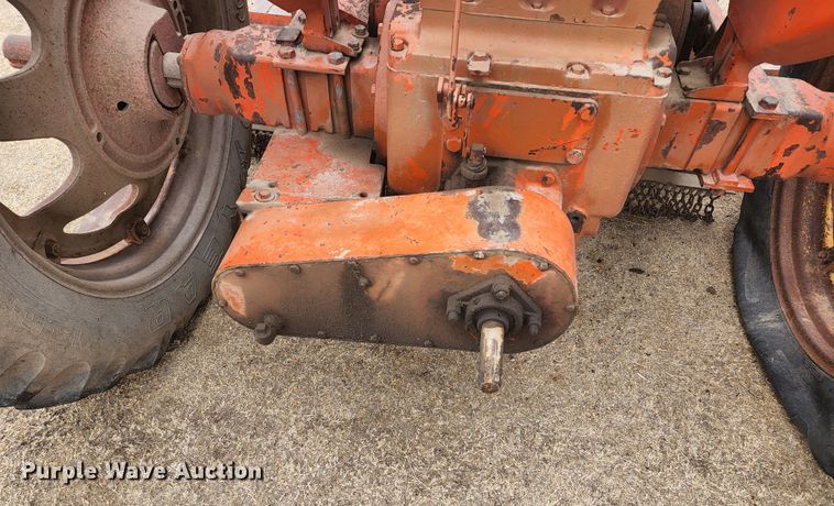 image for item GL9035 1970 International Farmall F 544  tractor