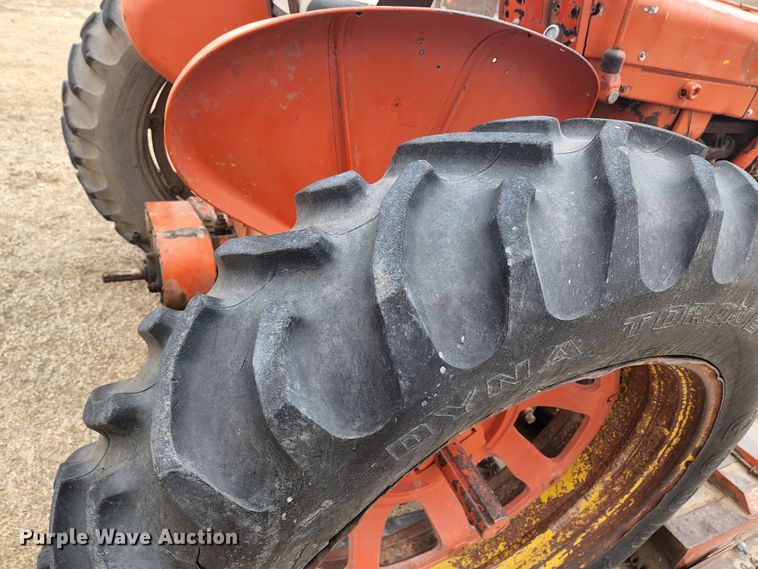 image for item GL9035 1970 International Farmall F 544  tractor