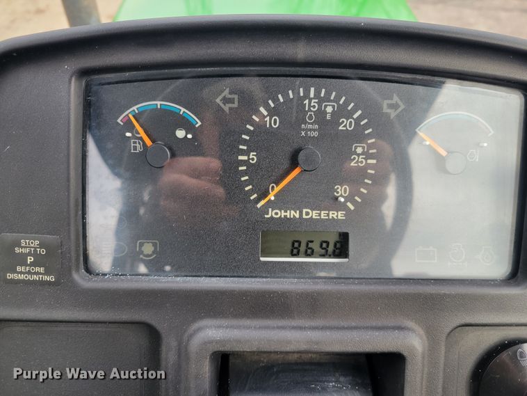 image for item HK9284 2002 John Deere 5420  tractor