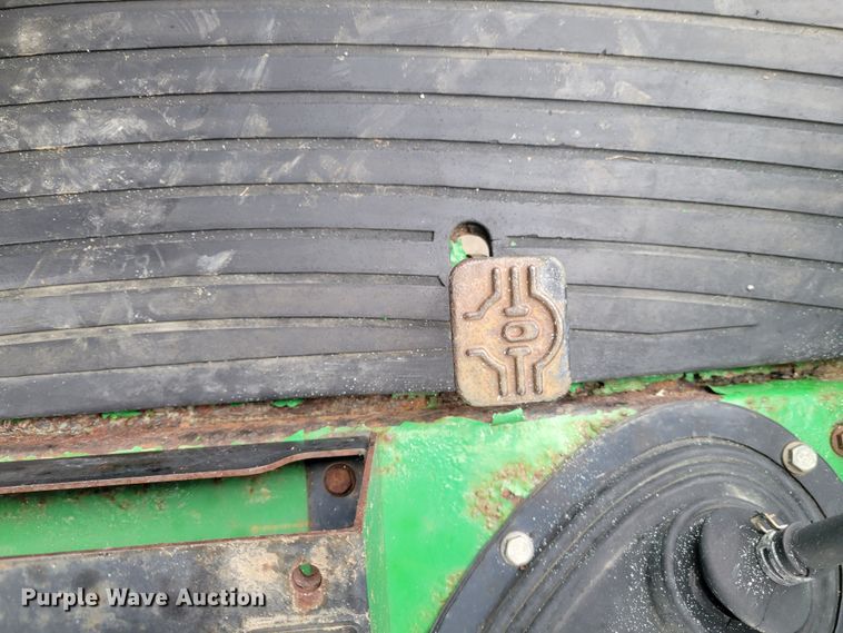 image for item HK9284 2002 John Deere 5420  tractor