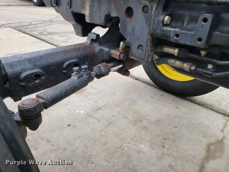 image for item HK9284 2002 John Deere 5420  tractor