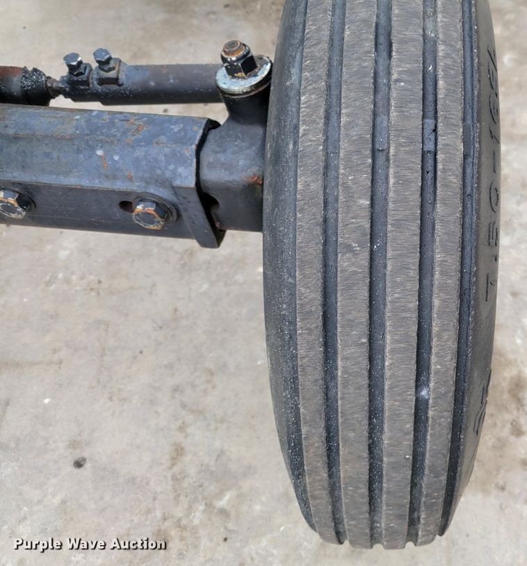 image for item HK9284 2002 John Deere 5420  tractor