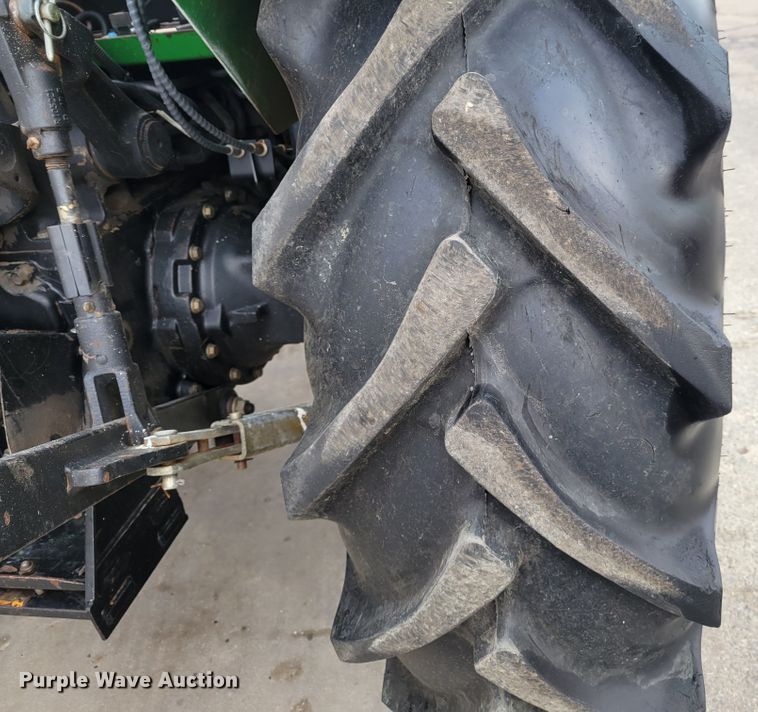 image for item HK9284 2002 John Deere 5420  tractor