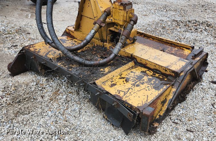 image for item HK9357 1986 John Deere 2350  tractor