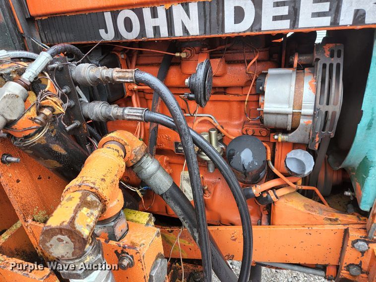 image for item HK9357 1986 John Deere 2350  tractor