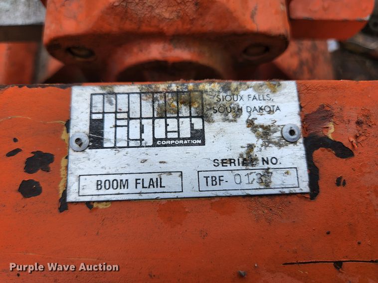 image for item HK9357 1986 John Deere 2350  tractor