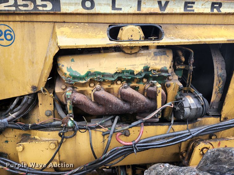 image for item HK9358 1973 Oliver 2255  MFWD tractor