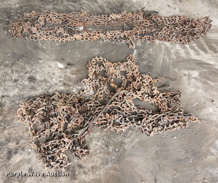 image for item HK9358 1973 Oliver 2255  MFWD tractor