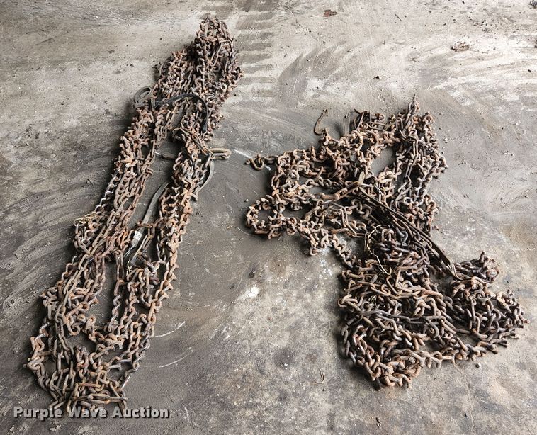 image for item HK9358 1973 Oliver 2255  MFWD tractor