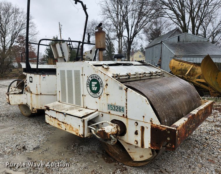 image for item HK9359 1984 Ingersoll Rand DA50  double drum vibratory roller