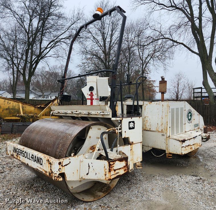 image for item HK9359 1984 Ingersoll Rand DA50  double drum vibratory roller