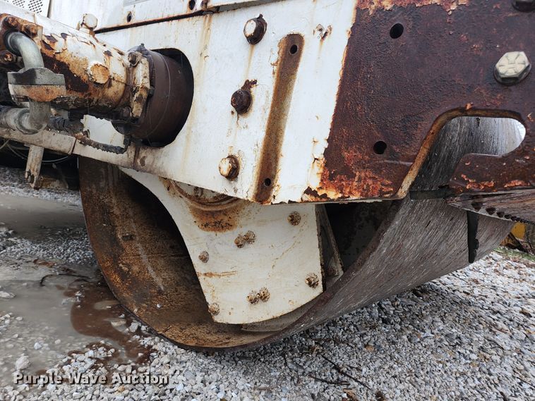 image for item HK9359 1984 Ingersoll Rand DA50  double drum vibratory roller