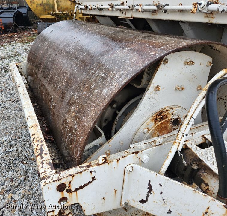 image for item HK9359 1984 Ingersoll Rand DA50  double drum vibratory roller