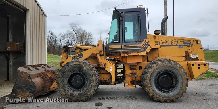 image for item HK9377 1999 Case 621B  wheel loader