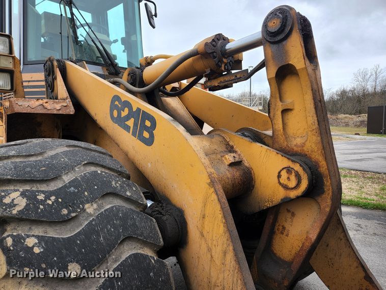 image for item HK9377 1999 Case 621B  wheel loader