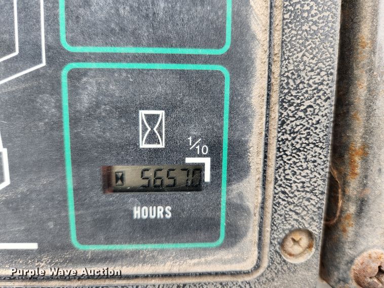 image for item HK9377 1999 Case 621B  wheel loader