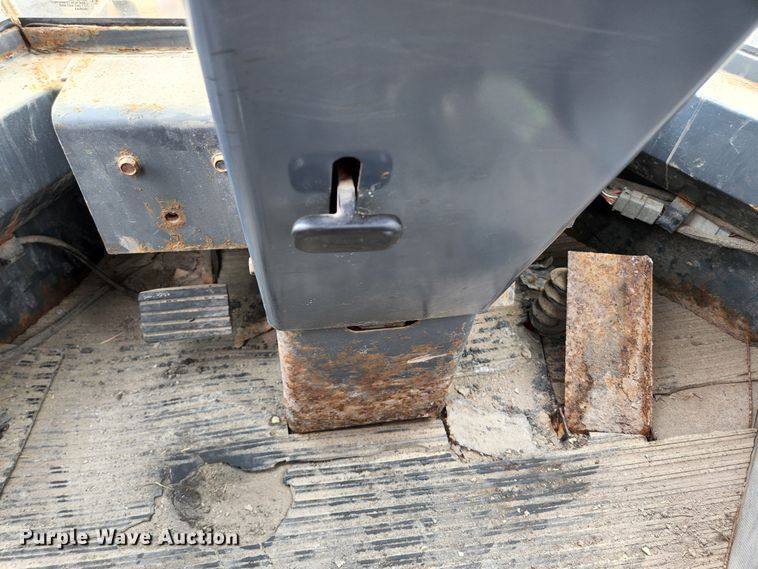 image for item HK9377 1999 Case 621B  wheel loader