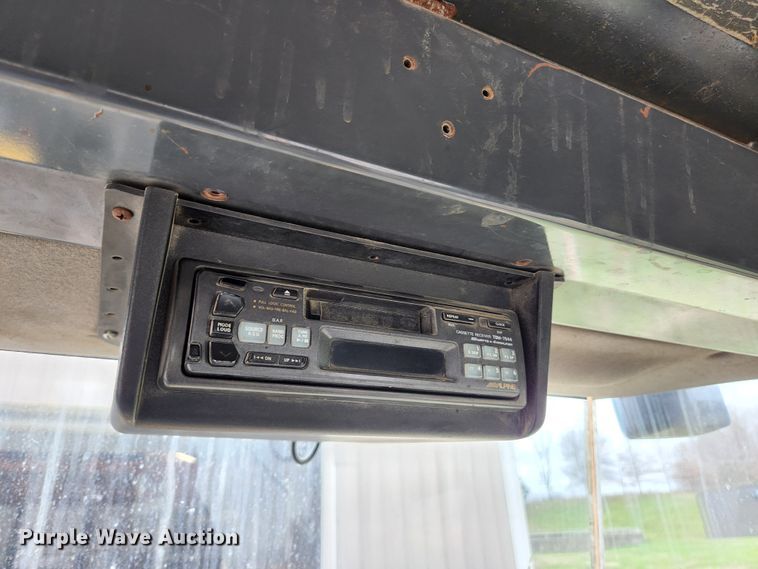 image for item HK9377 1999 Case 621B  wheel loader