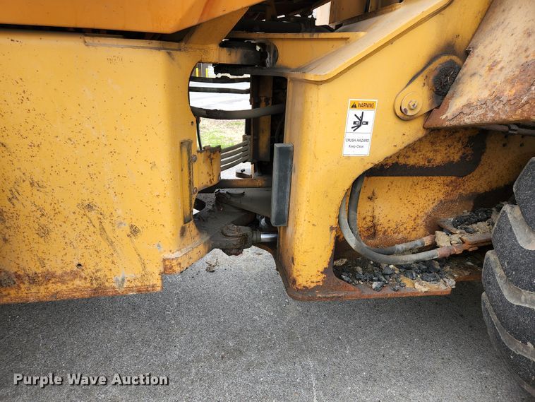 image for item HK9377 1999 Case 621B  wheel loader