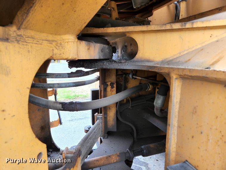 image for item HK9377 1999 Case 621B  wheel loader