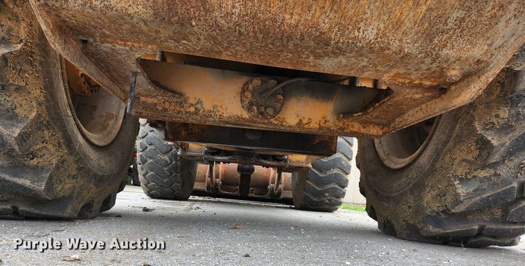 image for item HK9377 1999 Case 621B  wheel loader