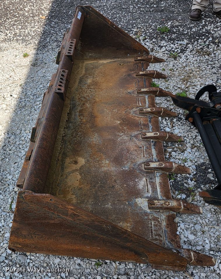 image for item HK9453 79" W skid steer bucket