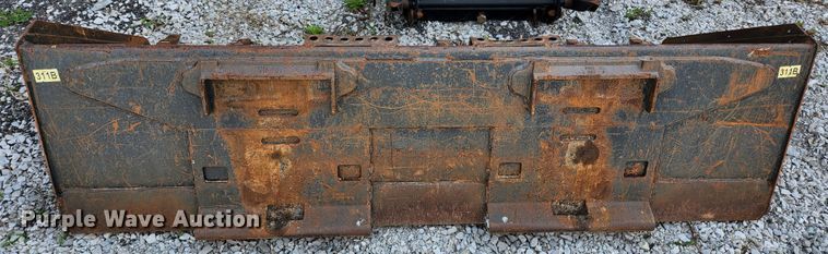 image for item HK9453 79" W skid steer bucket