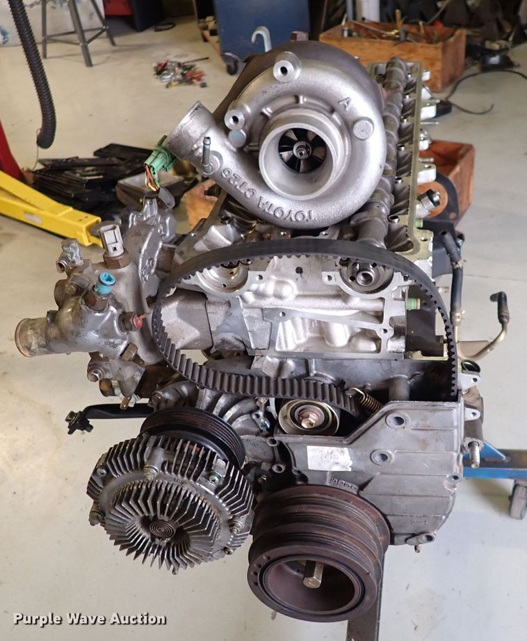 image for item HR9830 Toyota 1JZ  engine block