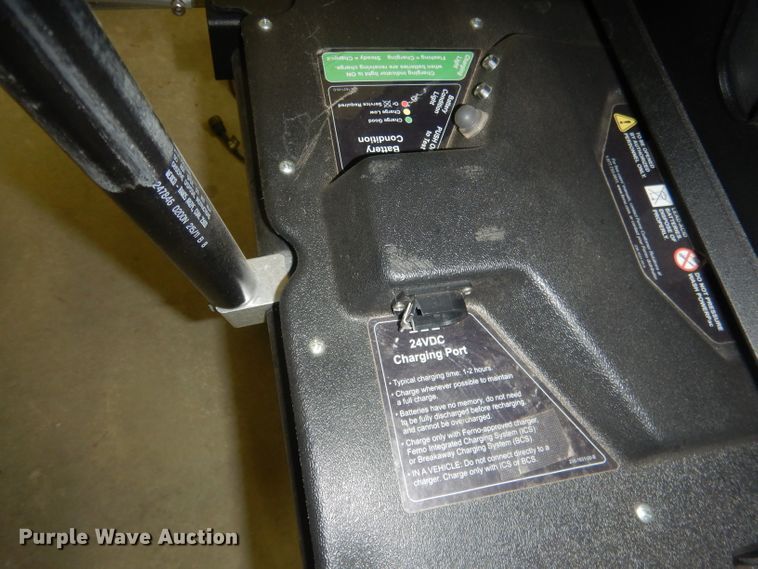 image for item HU9389 Ferno Power Flexx  powered cot