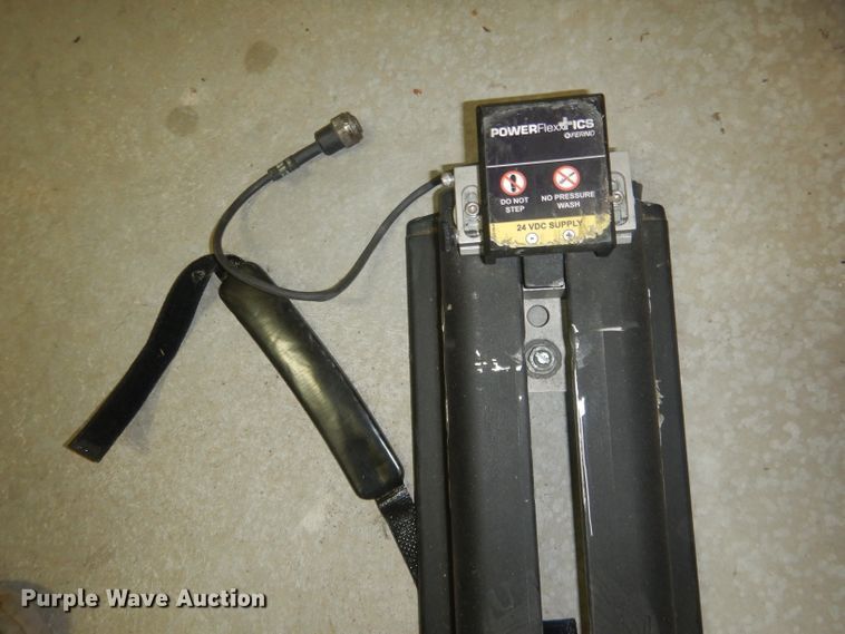 image for item HU9389 Ferno Power Flexx  powered cot