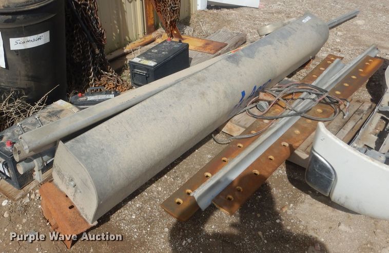 image for item HU9390 Aero  roll tarp system