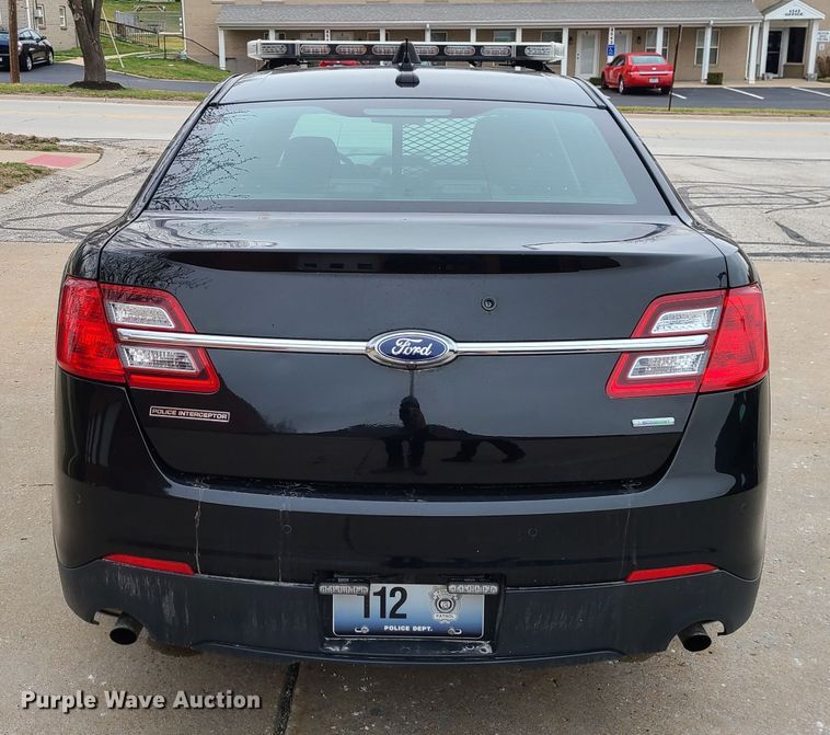 image for item IF9401 2018 Ford Taurus Police Interceptor