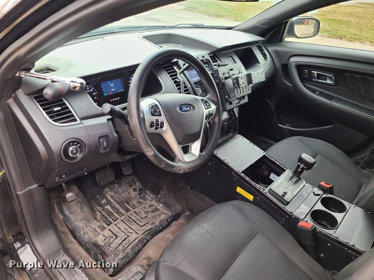 image for item IF9401 2018 Ford Taurus Police Interceptor