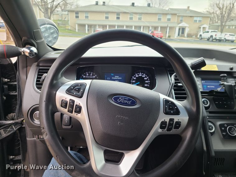 image for item IF9401 2018 Ford Taurus Police Interceptor
