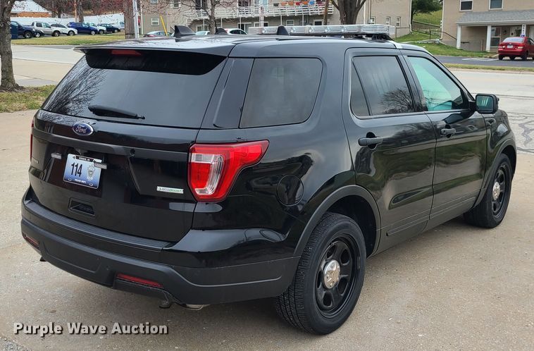 image for item IF9402 2018 Ford Explorer Police Interceptor  SUV