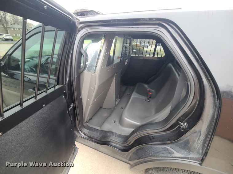 image for item IF9402 2018 Ford Explorer Police Interceptor  SUV