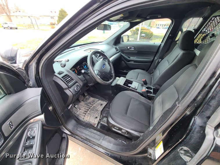 image for item IF9402 2018 Ford Explorer Police Interceptor  SUV