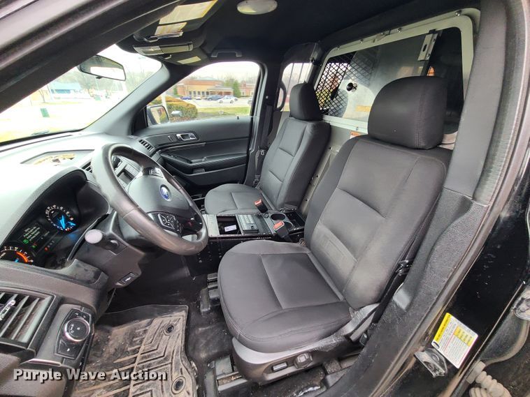 image for item IF9402 2018 Ford Explorer Police Interceptor  SUV