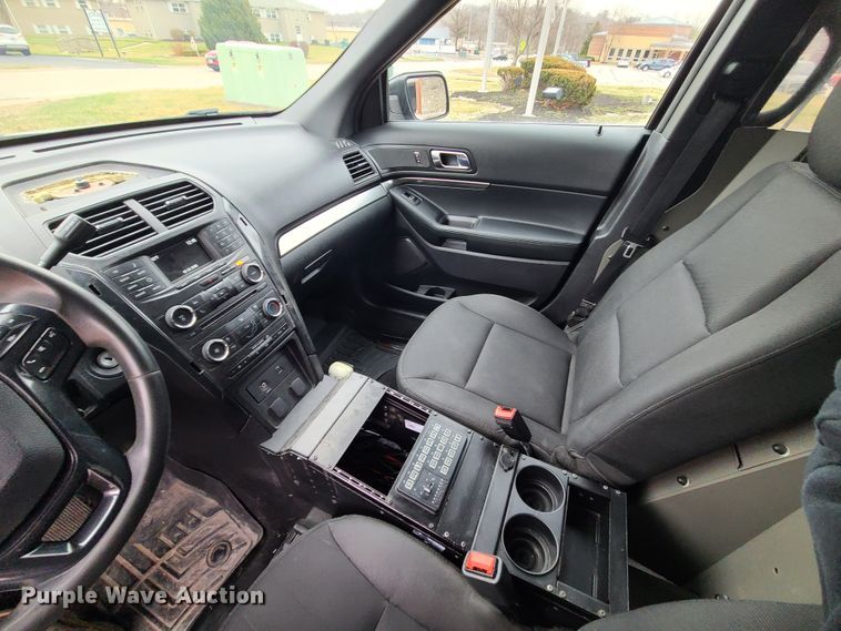 image for item IF9402 2018 Ford Explorer Police Interceptor  SUV