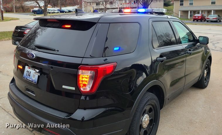 image for item IF9402 2018 Ford Explorer Police Interceptor  SUV